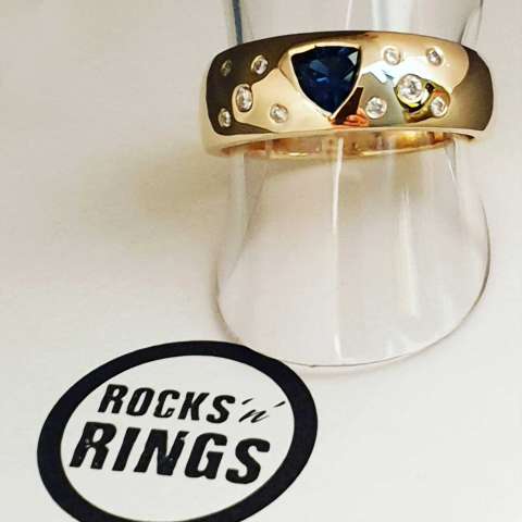 gold-sapphire-diamond-ring-rocksnrings