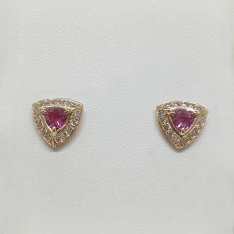 gold-stud-arrings-with-pink-sapphires&diamonds